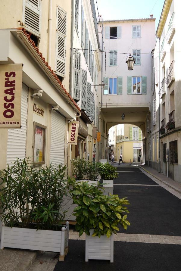 Vieille Ville 1 - Luca'S Apartment, 1 Bedroom, Max 2 Adults And 2 Kids Antibes Exterior foto